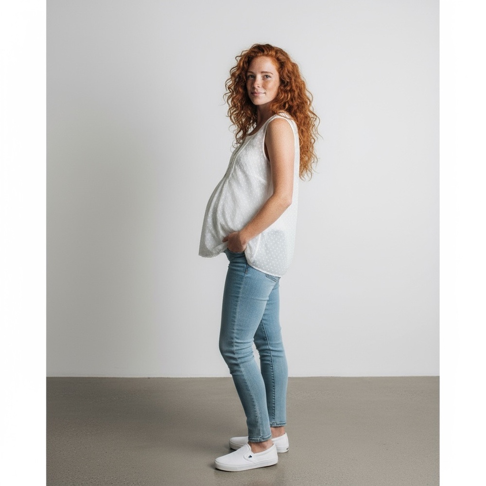 Maternity Top By Motherhood. Sz Large. Polyester Sleeveless White Sheer Lined